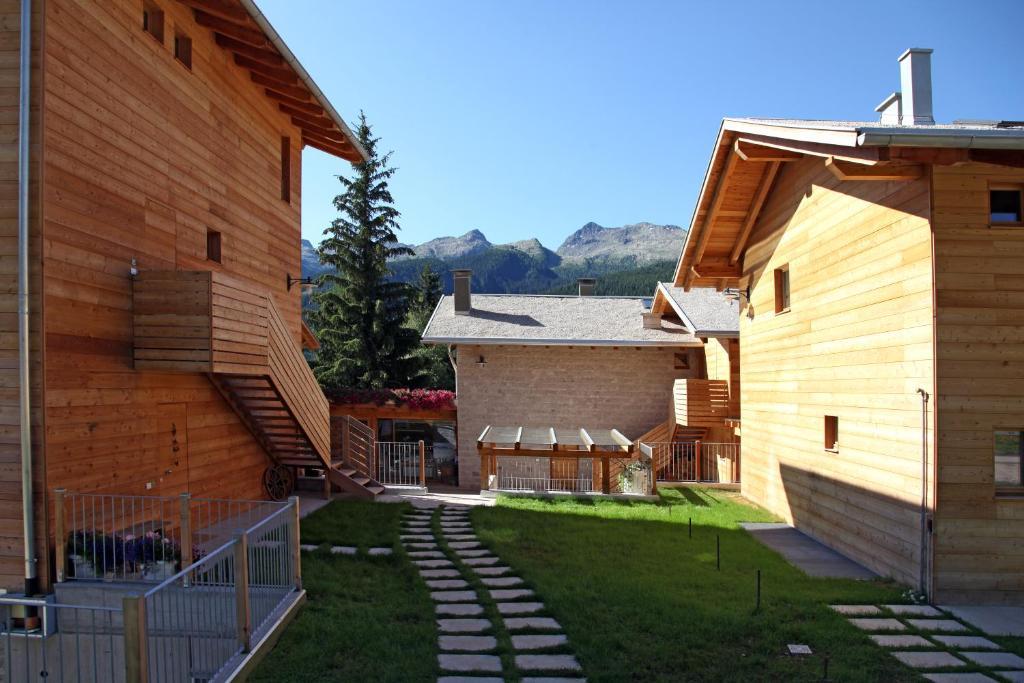 Baita Aurora Aparthotel Predazzo Bagian luar foto