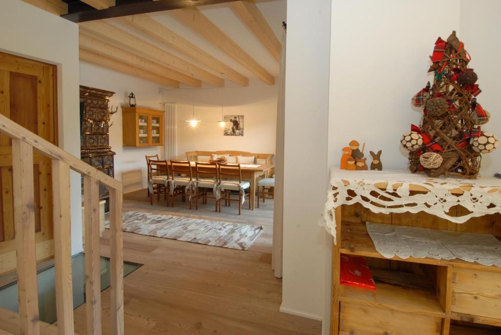 Baita Aurora Aparthotel Predazzo Ruang foto
